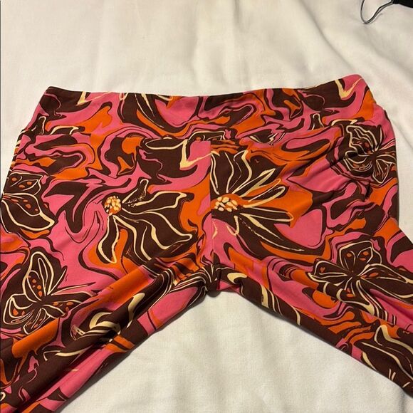 No Boundaries Pink and Orange Wide Leg Pants - Picture 3 of 7